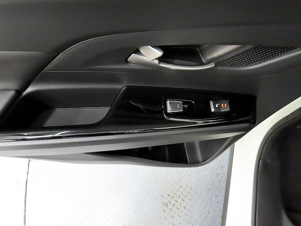 Ssangyong Korando - Vista 12