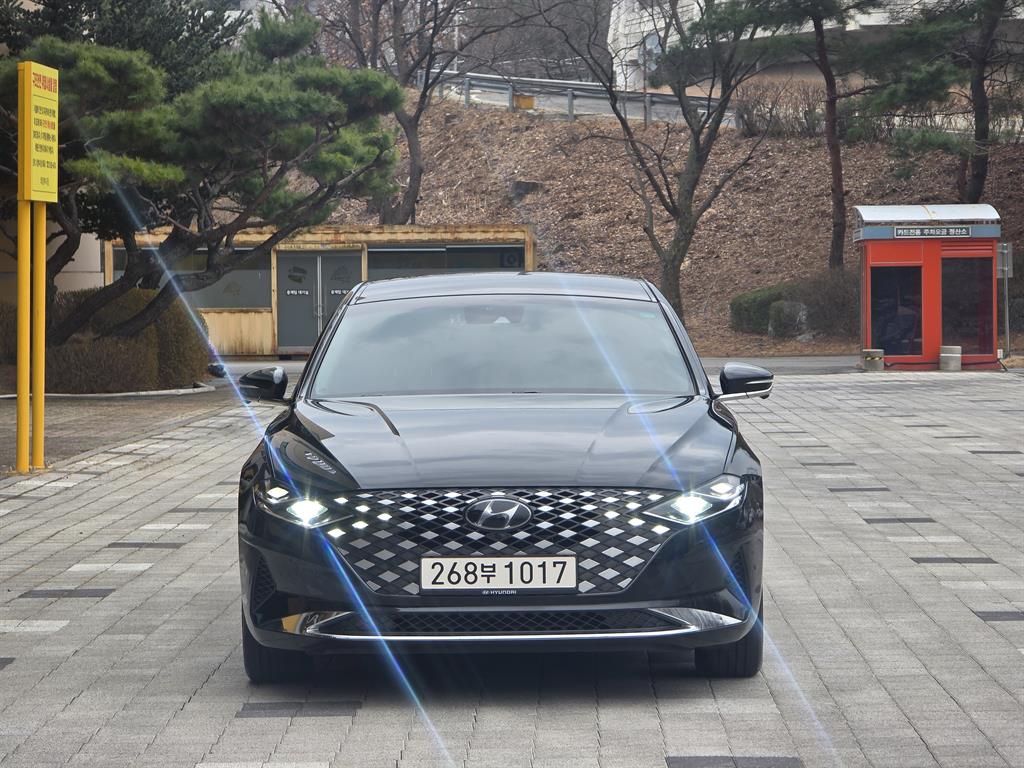 HYUNDAI Grandeur 2020 Negro - Importación desde Corea - HF Imports Iquique - Foto 1