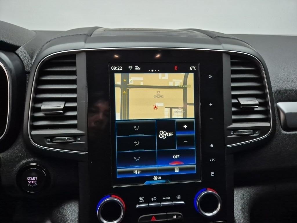 SAMSUNG QM6 - Vista 9