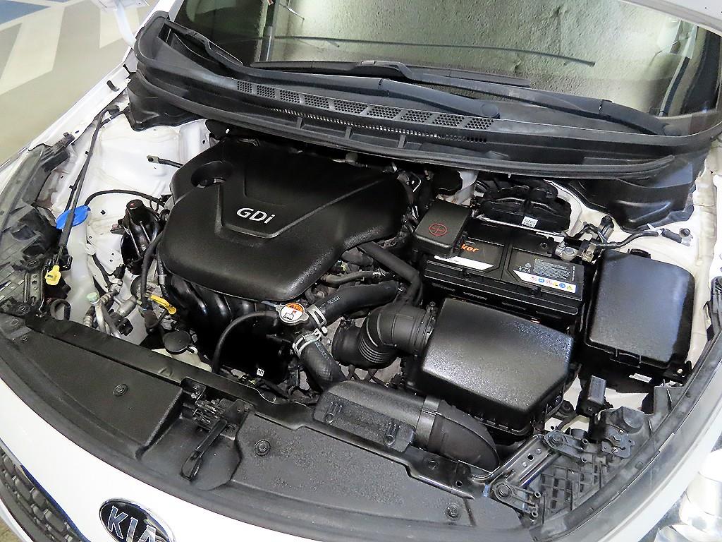 KIA K3 2015 Blanco - Importación desde Corea - HF Imports Iquique - Foto 18