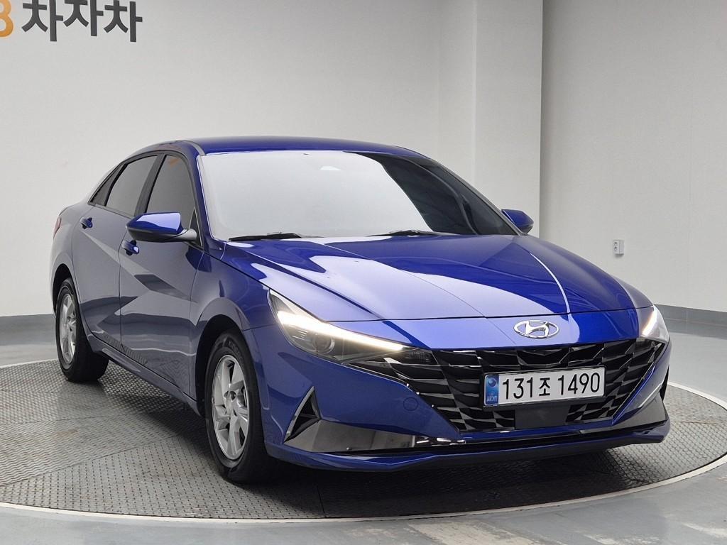 HYUNDAI Avante - Vista 4