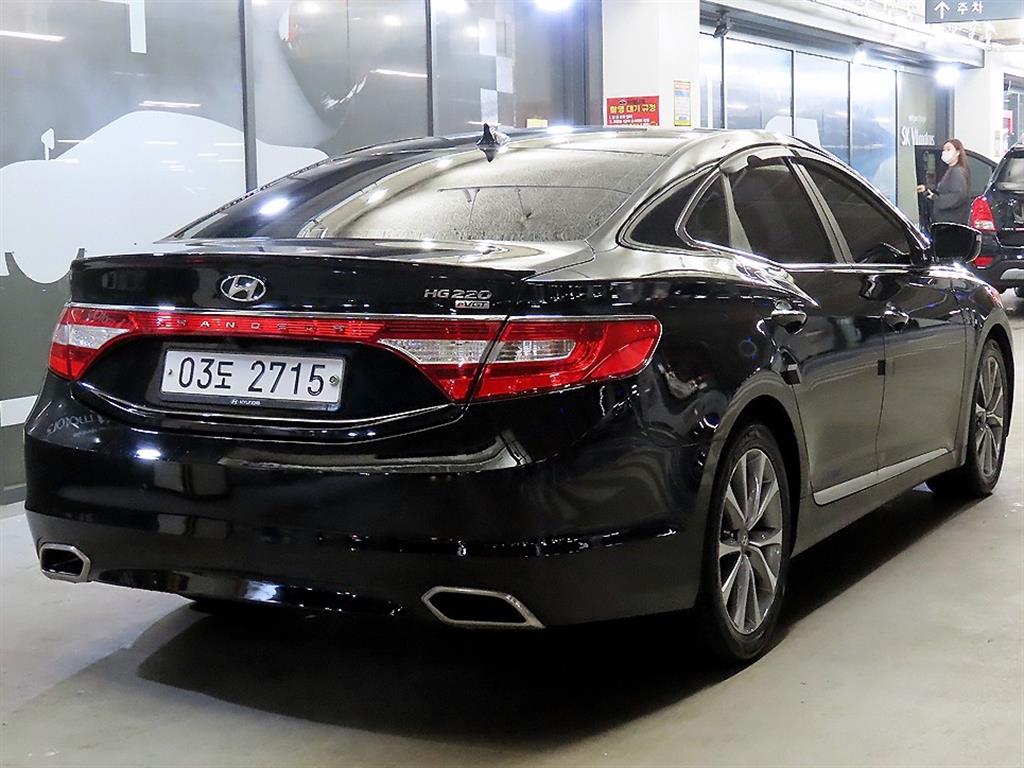 HYUNDAI Grandeur - Vista 4