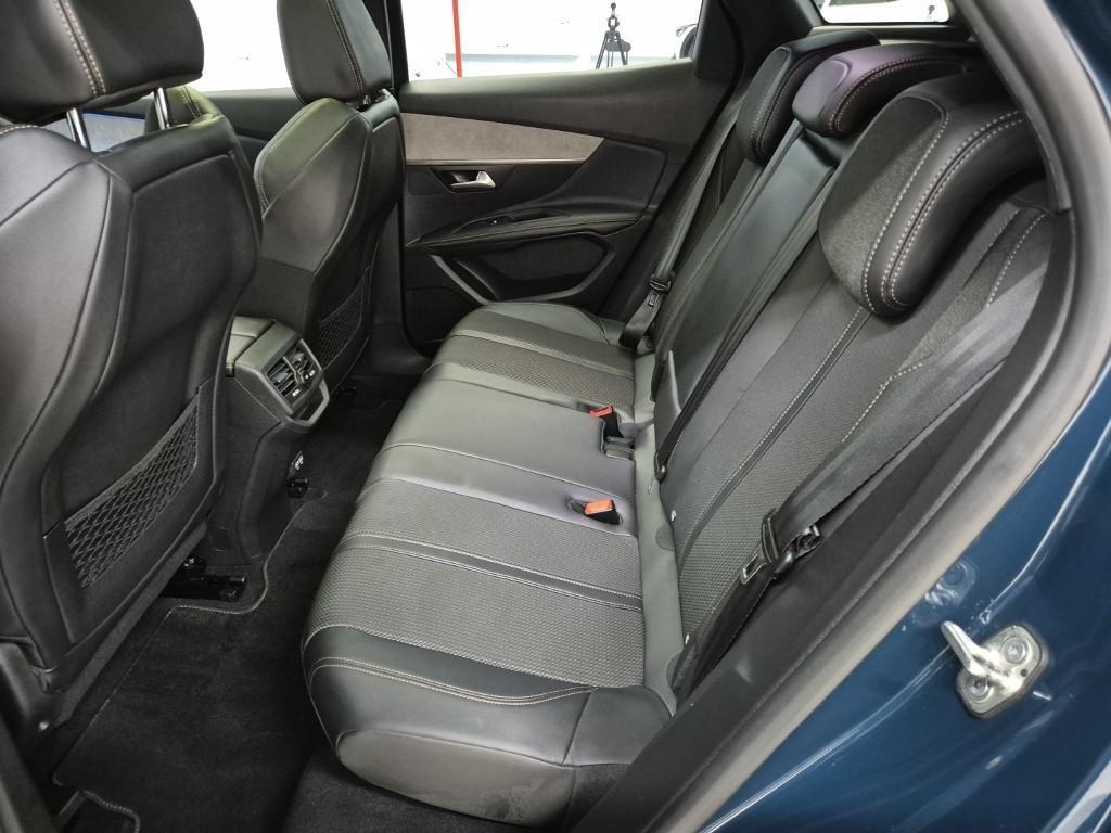 Peugeot 3008 - Vista 12