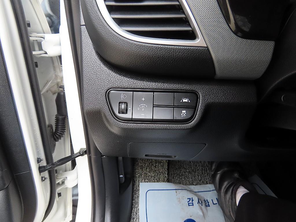 KIA Seltos - Vista 12