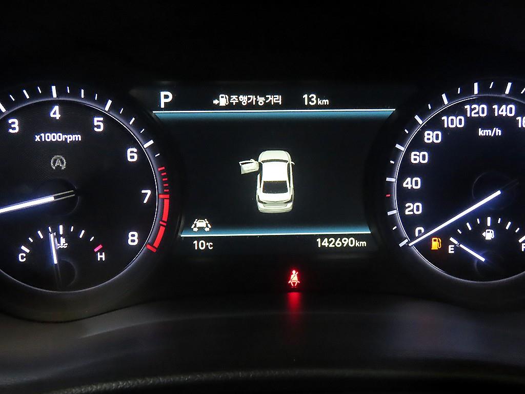 Genesis G80 - Vista 9