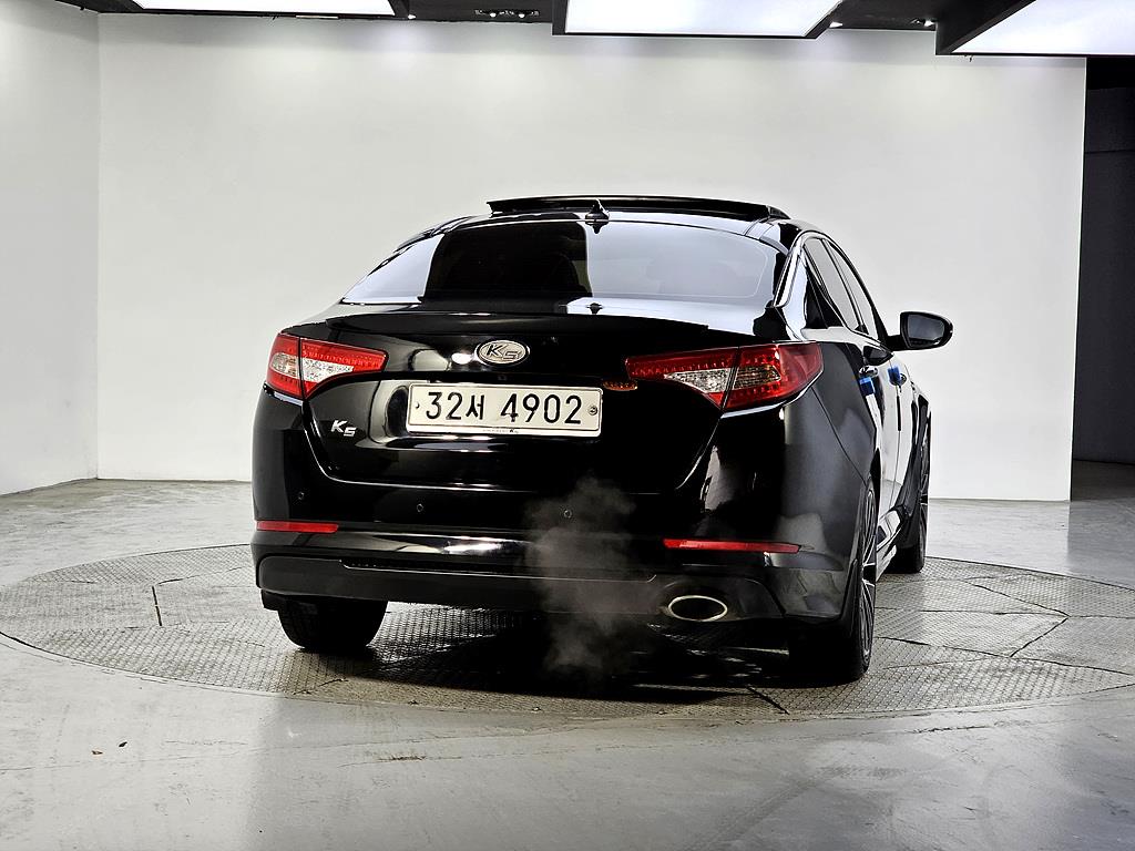 KIA K5 - Vista 3