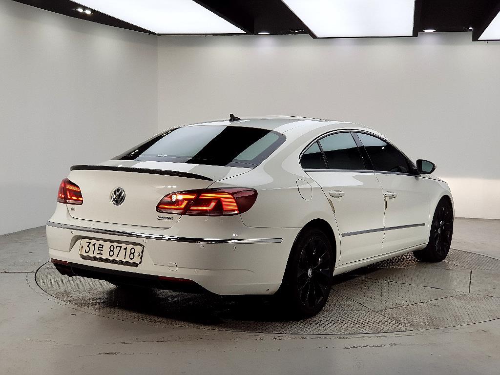 Volkswagen CC - Vista 4