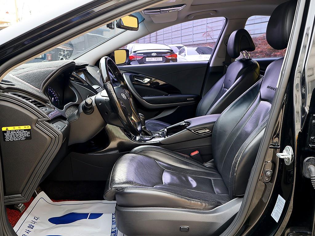 HYUNDAI Grandeur 2012 Negro - Importación desde Corea - HF Imports Iquique - Foto 12