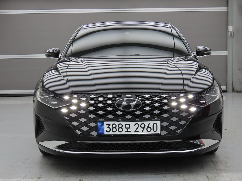 HYUNDAI Grandeur - Vista 2