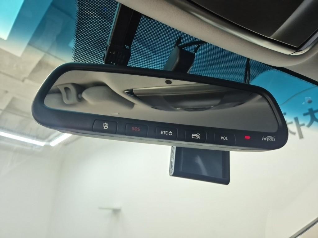 HYUNDAI Grandeur 2011 Negro - Importación desde Corea - HF Imports Iquique - Foto 16