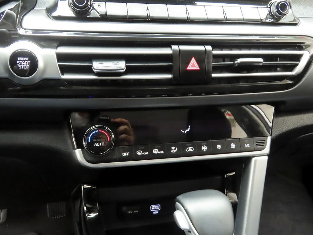 KIA Seltos - Vista 10