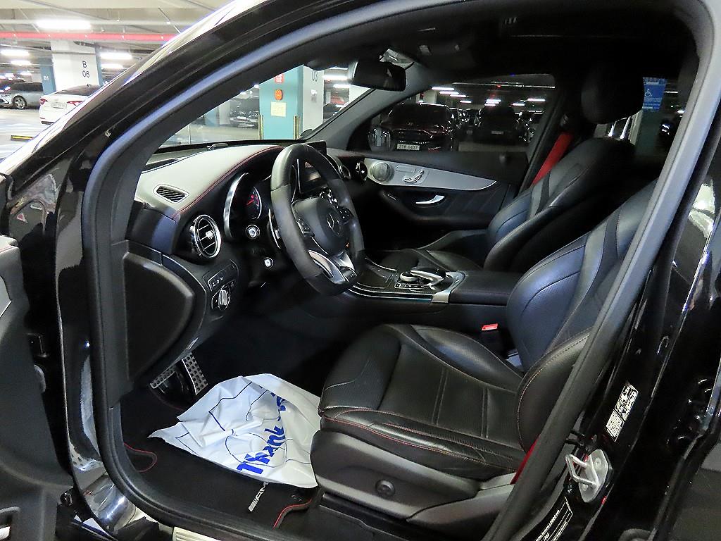 Mercedes Benz GLC Class - Vista 6