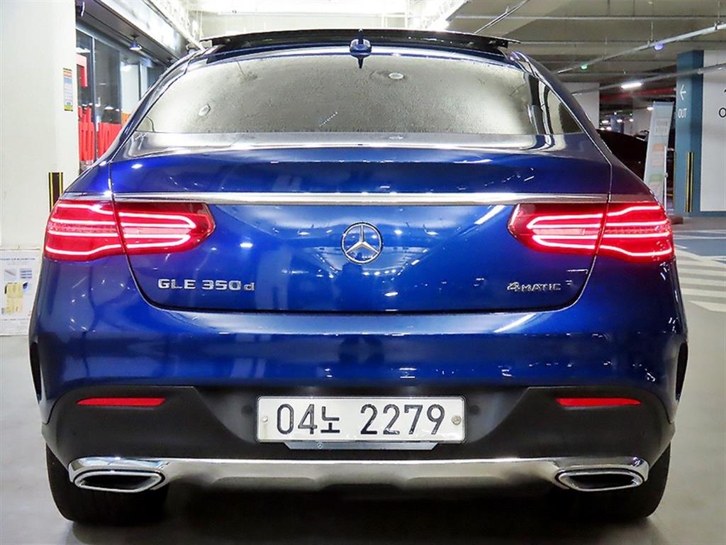 Mercedes Benz GLE Class - Vista 5