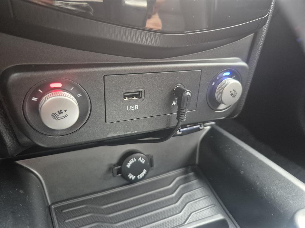 Ssangyong Tivoli 2019 Blanco - Importación desde Corea - HF Imports Iquique - Foto 15