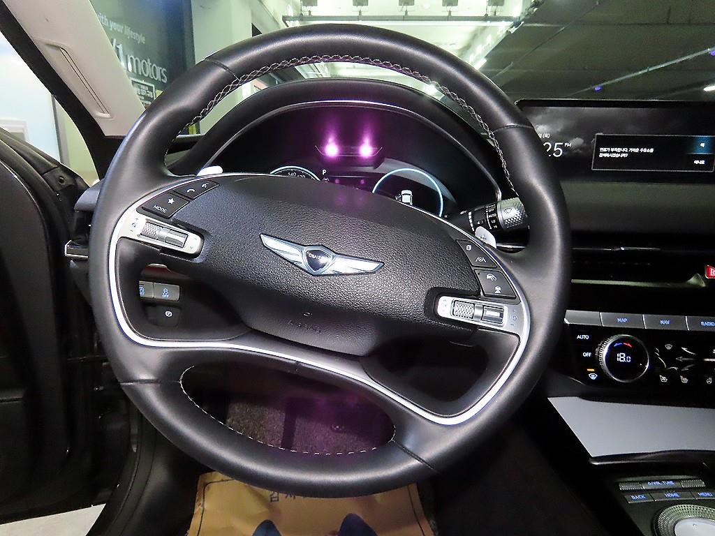 Genesis G80 - Vista 8