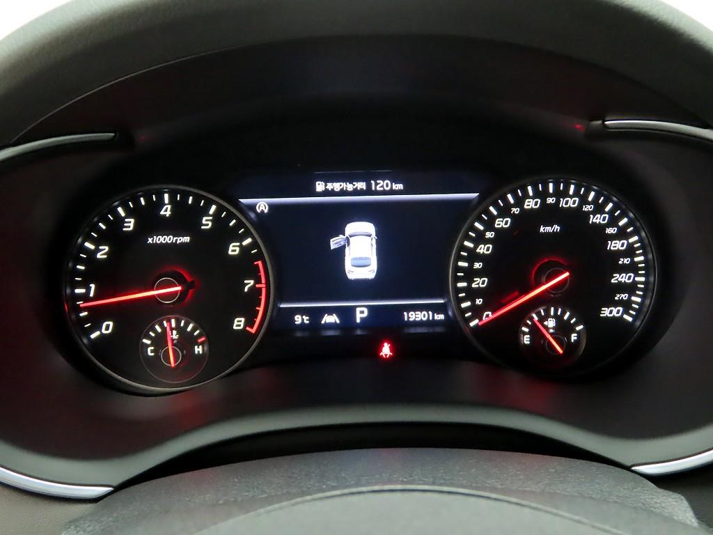 KIA Stinger - Vista 5