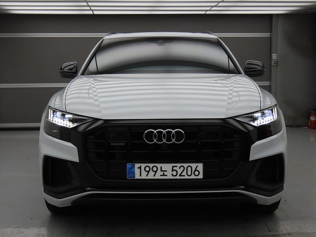 Audi Q8 - Vista 2