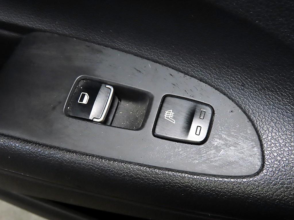 HYUNDAI Grandeur 2017 Negro - Importación desde Corea - HF Imports Iquique - Foto 14