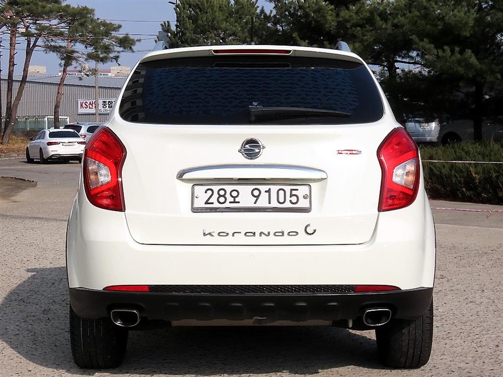 Ssangyong Korando - Vista 4