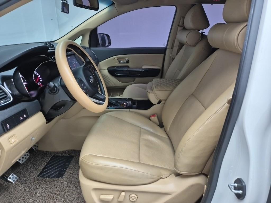 KIA Carnival 2017 Blanco - Importación desde Corea - HF Imports Iquique - Foto 14