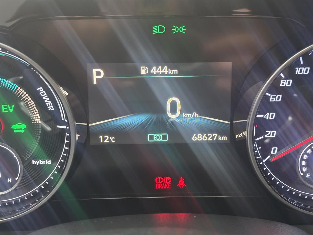 HYUNDAI Grandeur - Vista 10