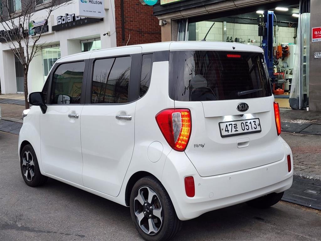 KIA Ray - Vista 4