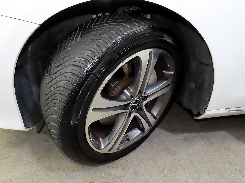 Mercedes Benz E class 2018 Blanco - Importación desde Corea - HF Imports Iquique - Foto 20