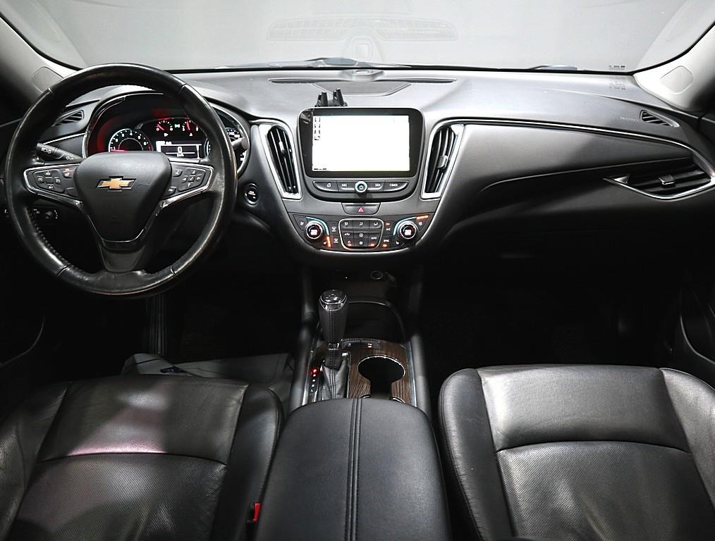 Chevrolet Malibu - Vista 5