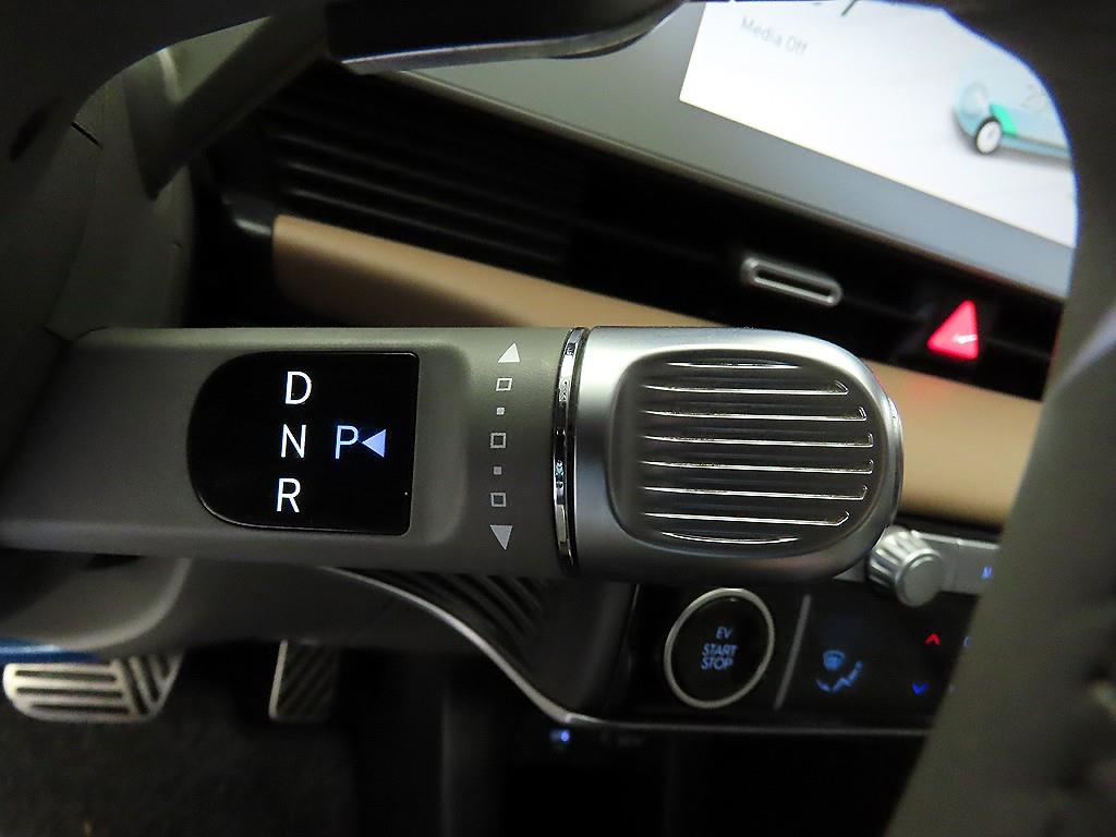 HYUNDAI Ioniq 5 - Vista 12