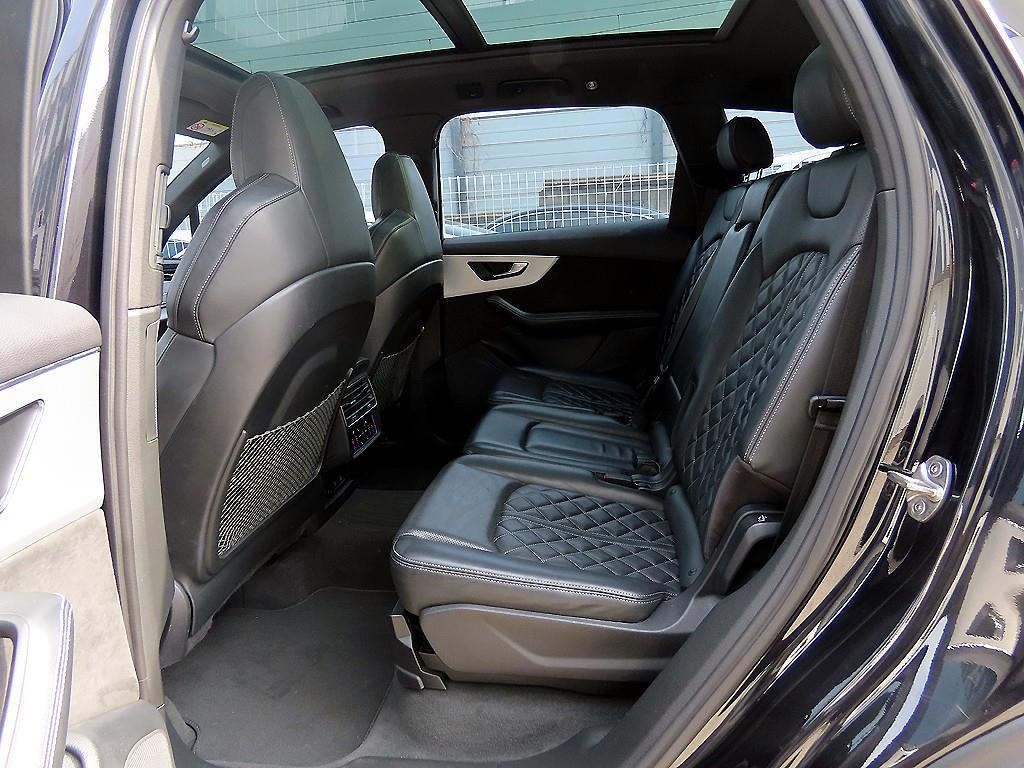 Audi Q7 - Vista 6