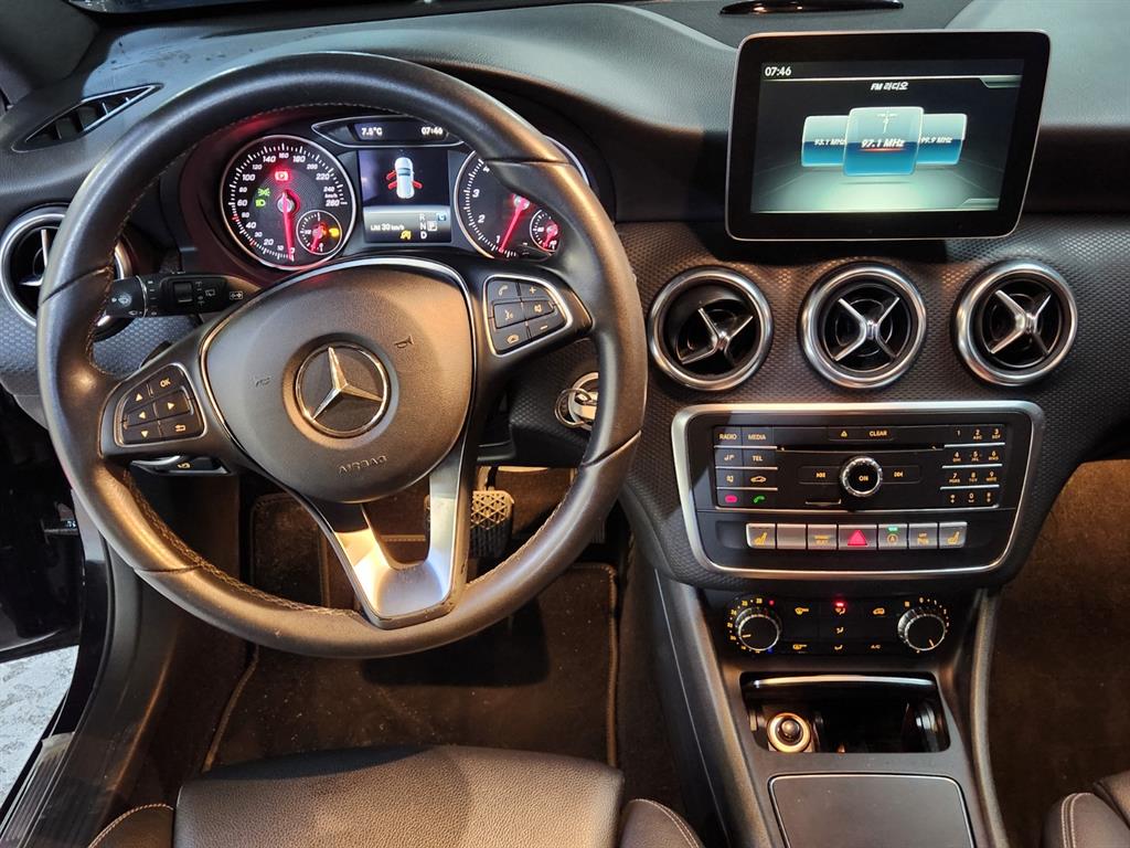 Mercedes Benz A Class - Vista 6