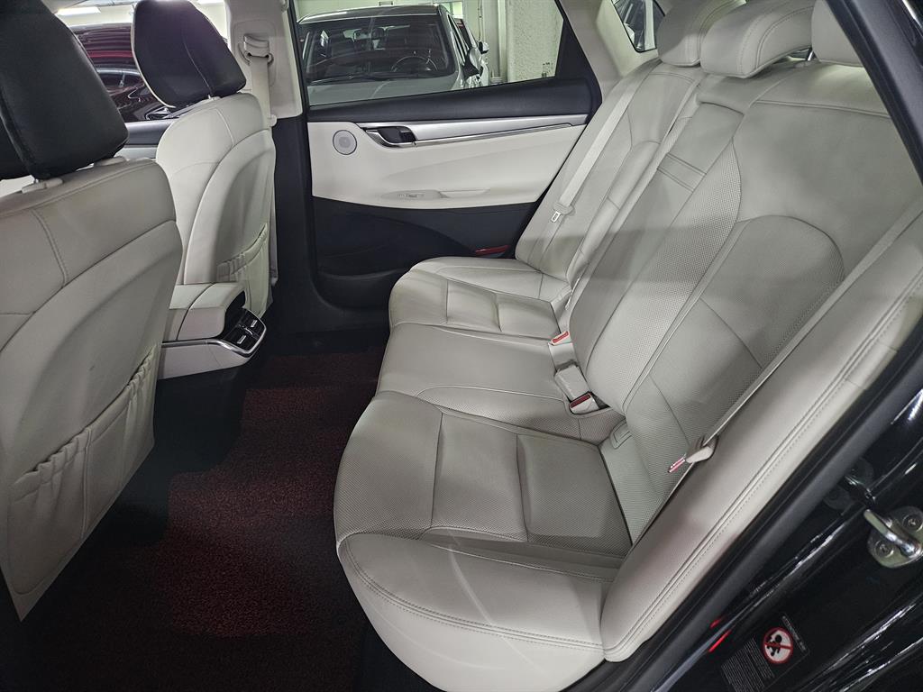 HYUNDAI Grandeur 2022 Negro - Importación desde Corea - HF Imports Iquique - Foto 18