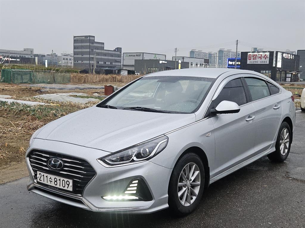 HYUNDAI Sonata 2019 Plateado - Importación desde Corea - HF Imports Iquique - Foto 1