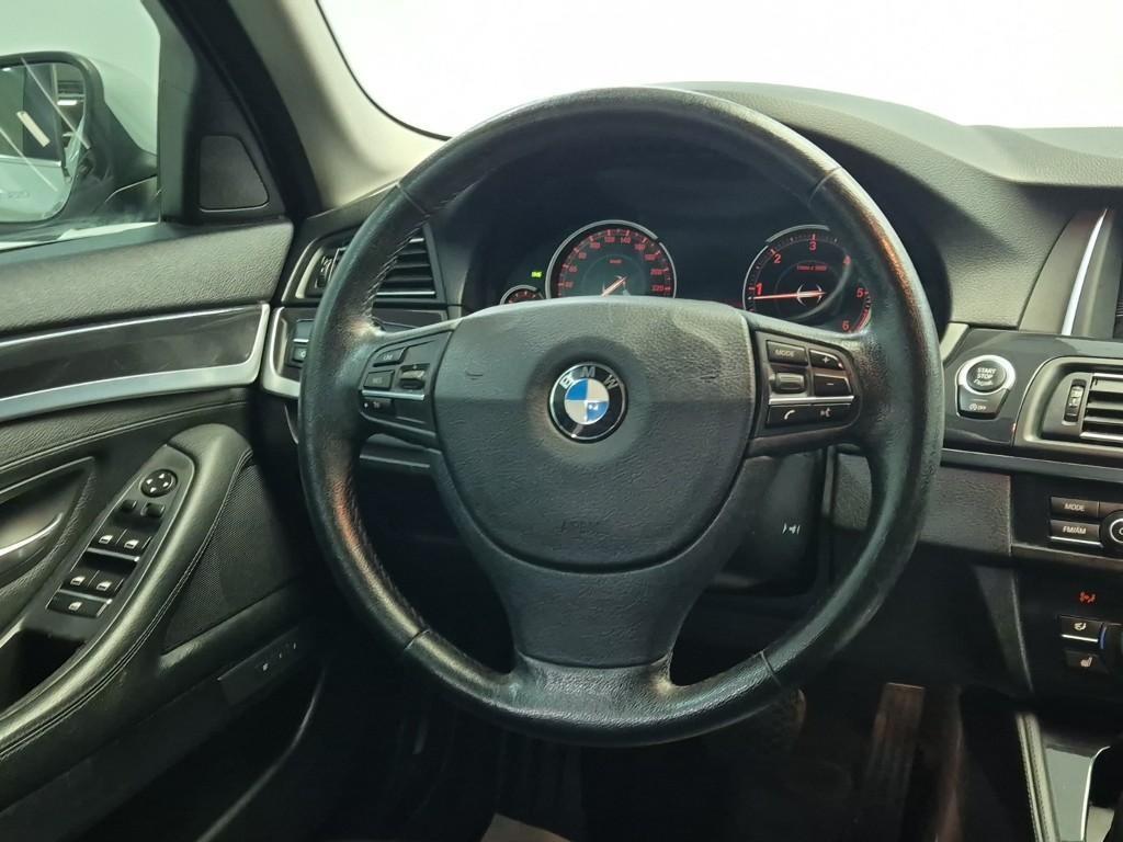 BMW 5 Series - Vista 9