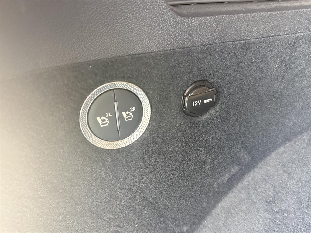 Genesis GV80 - Vista 7