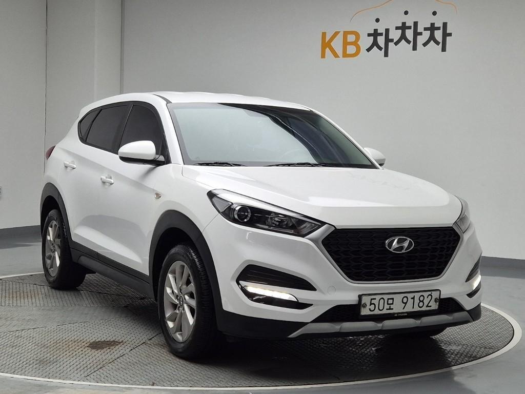 HYUNDAI Tucson - Vista 4