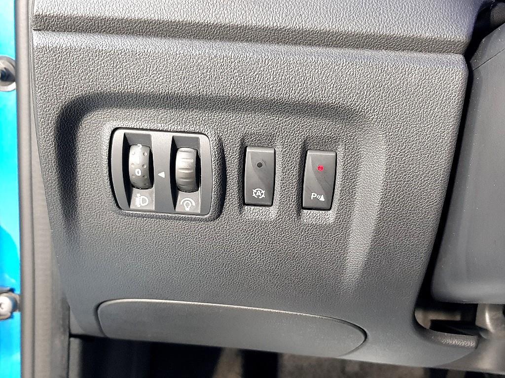 SAMSUNG QM3 - Vista 11