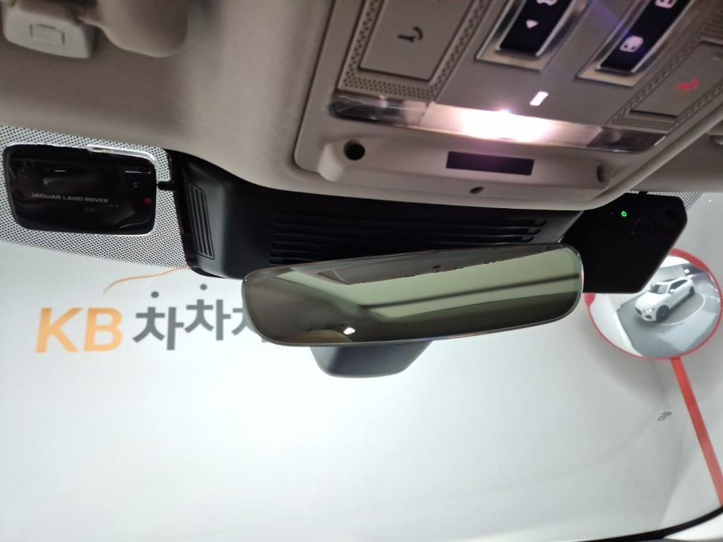 Jaguar F-PACE 2023 Blanco - Importación desde Corea - HF Imports Iquique - Foto 17