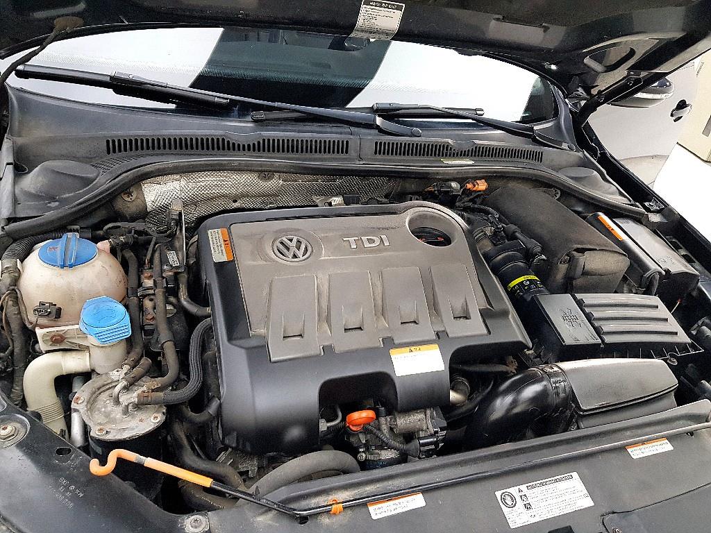 Volkswagen Jetta - Vista 6