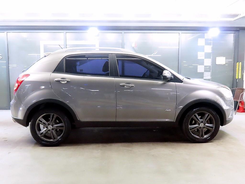 Ssangyong Korando - Vista 3