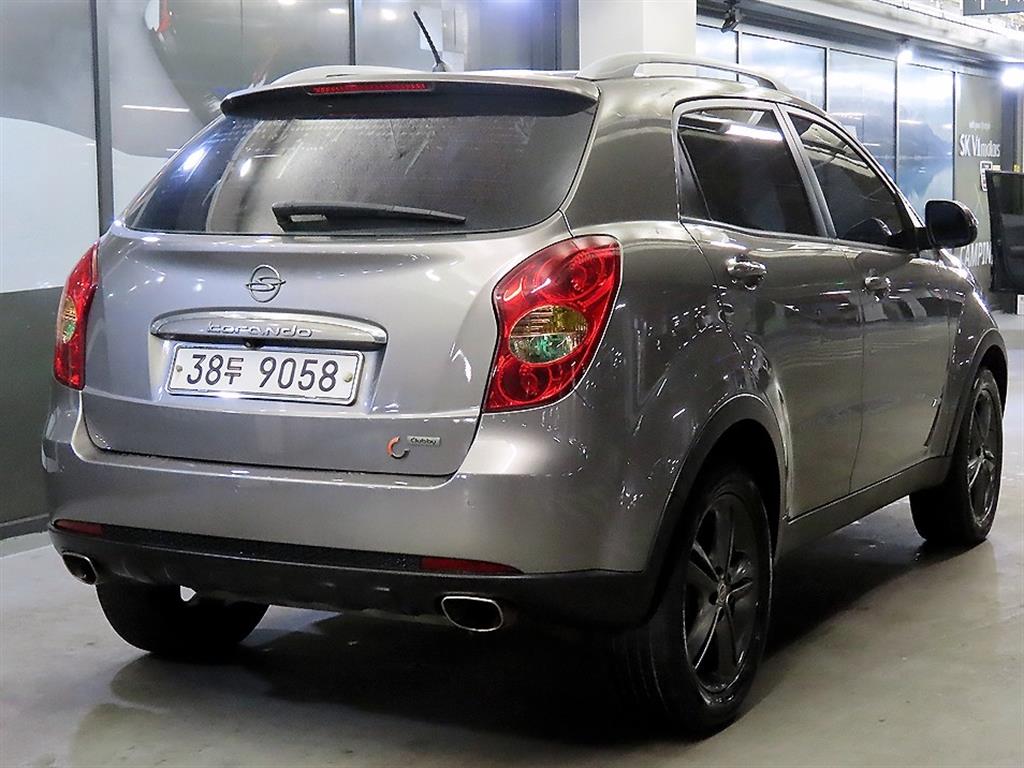Ssangyong Korando - Vista 4