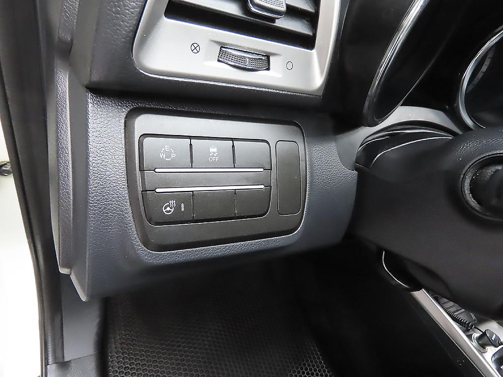 Ssangyong Tivoli 2016 Blanco - Importación desde Corea - HF Imports Iquique - Foto 13