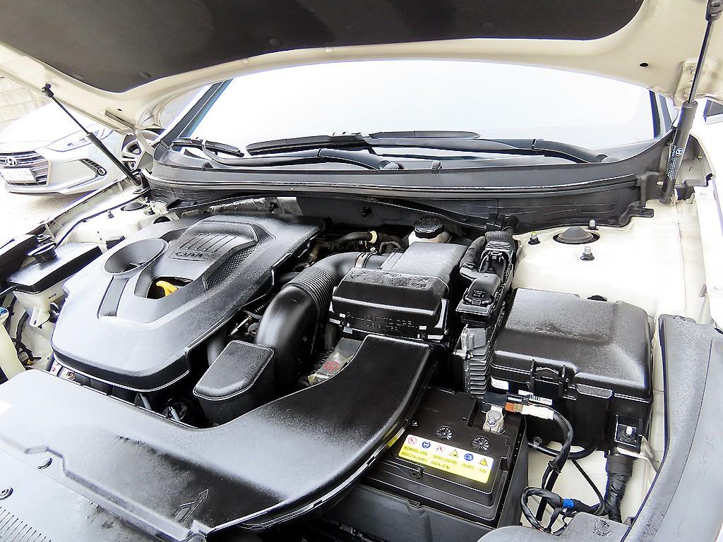 HYUNDAI Sonata 2016 Blanco - Importación desde Corea - HF Imports Iquique - Foto 19