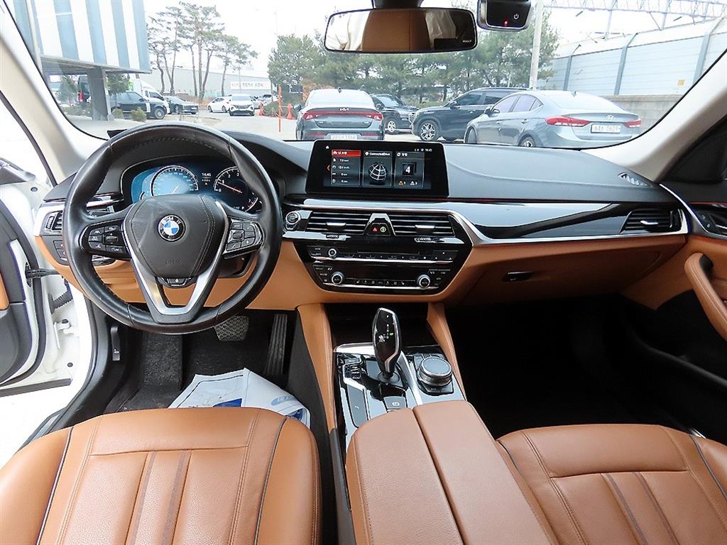 BMW 5 Series - Vista 7