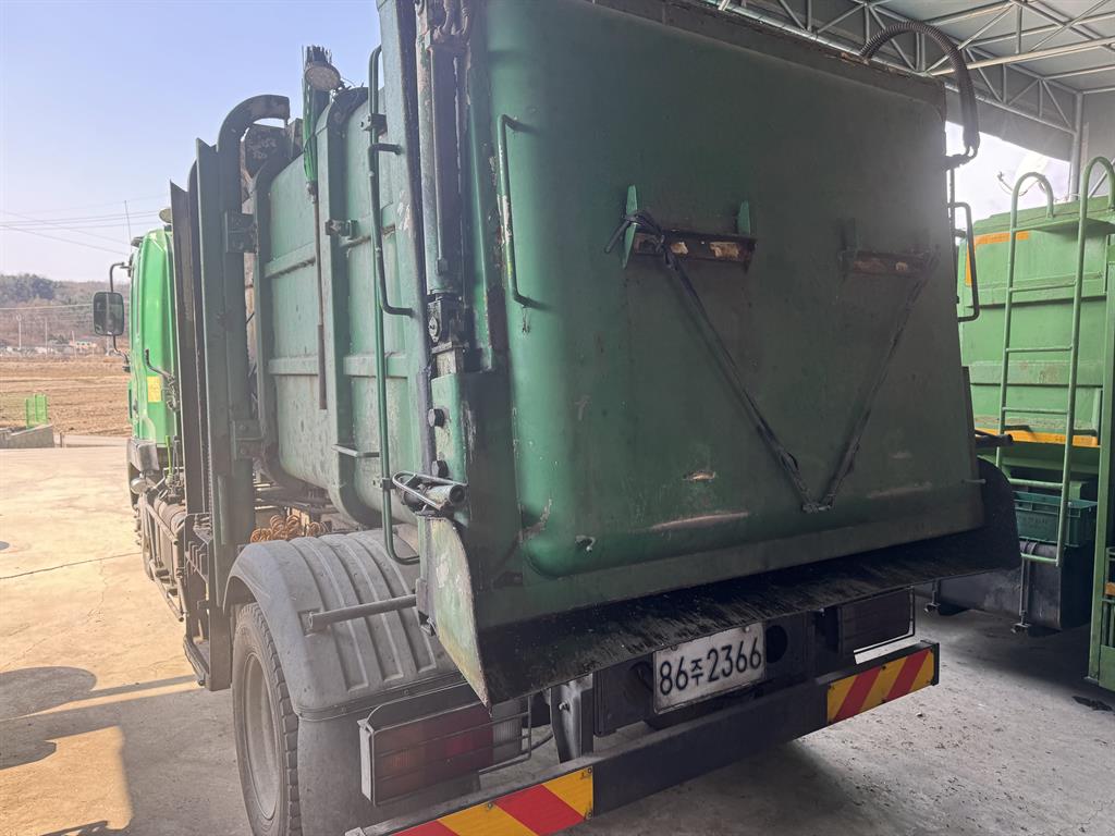 medium and large cargo Special - Vista 4