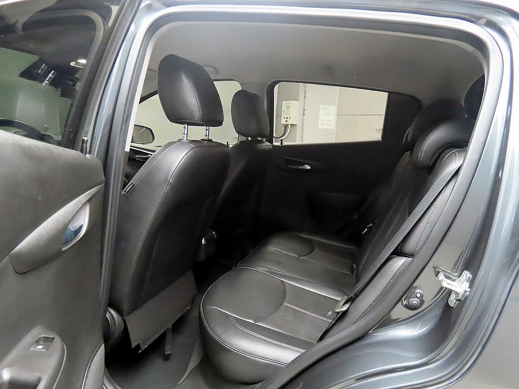 Chevrolet Spark - Vista 6