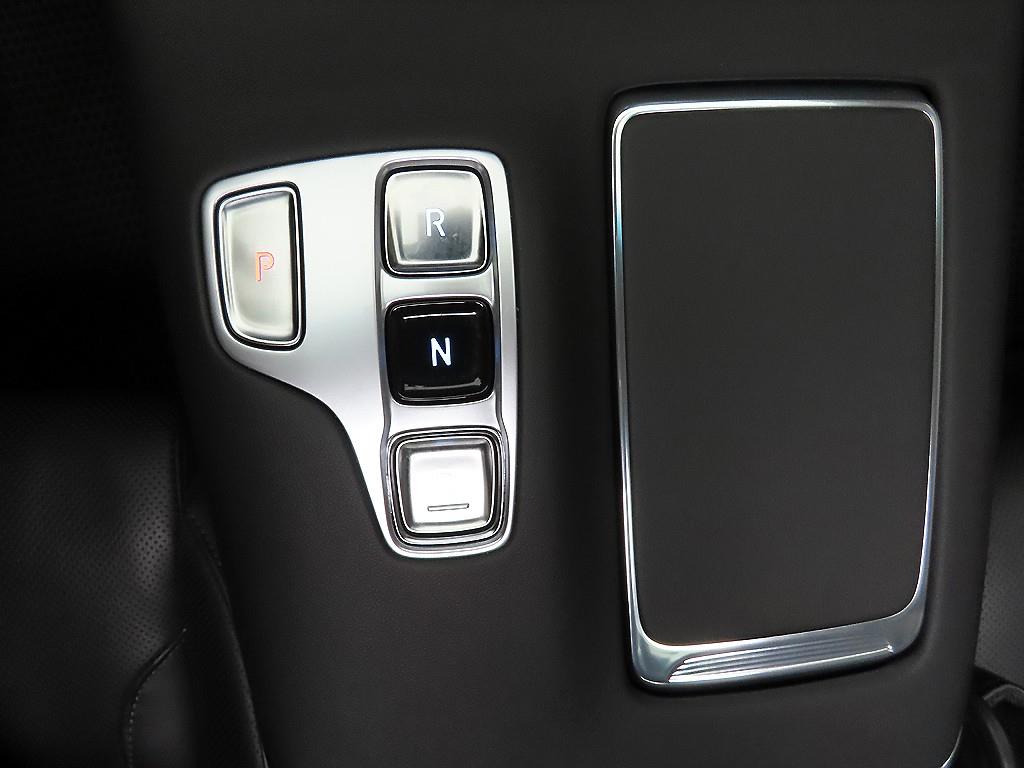 HYUNDAI Grandeur - Vista 10