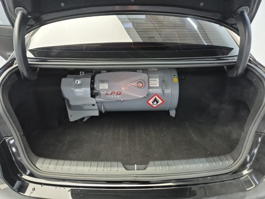 KIA K5 2016 Negro - Importación desde Corea - HF Imports Iquique - Foto 19