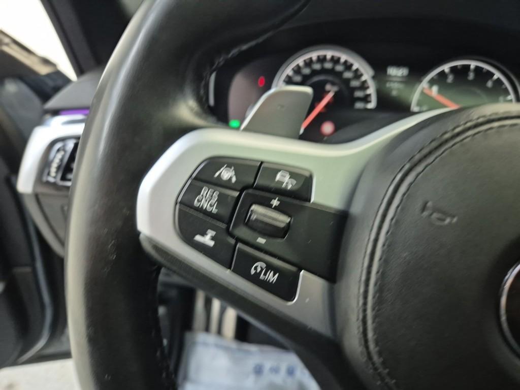 BMW 5 Series 2018 Gris - Importación desde Corea - HF Imports Iquique - Foto 16