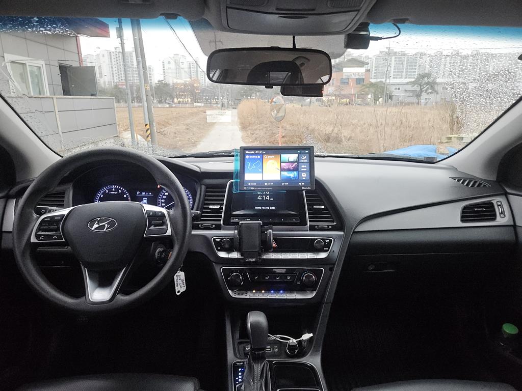 HYUNDAI Sonata - Vista 5